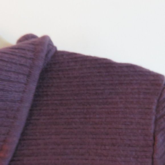 Elegant Plum Turtleneck Sweater - Picture 5 of 15